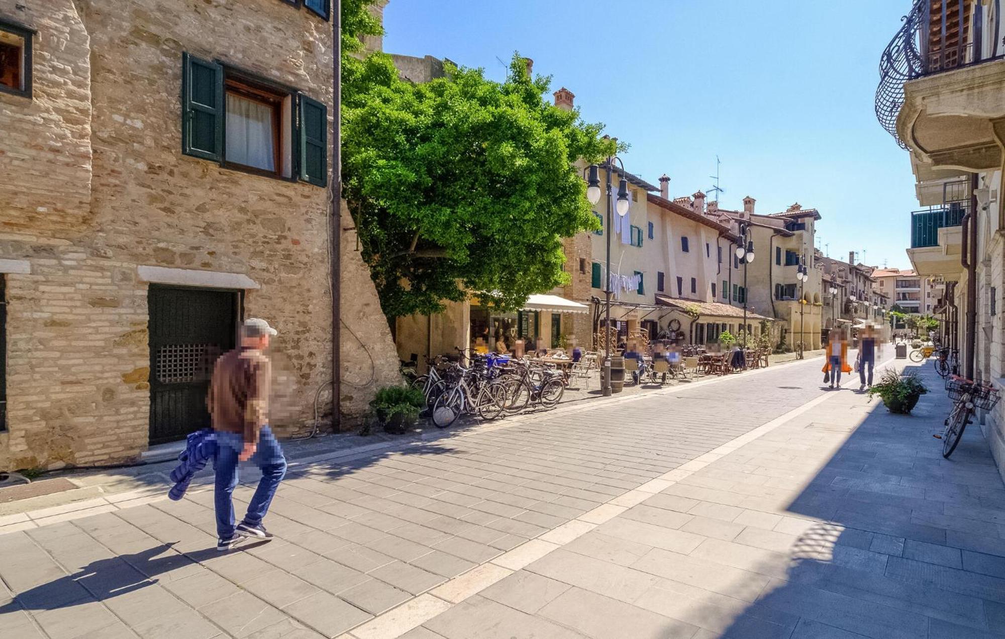 2 Bedroom Cozy Apartment In Gorizia Extérieur photo